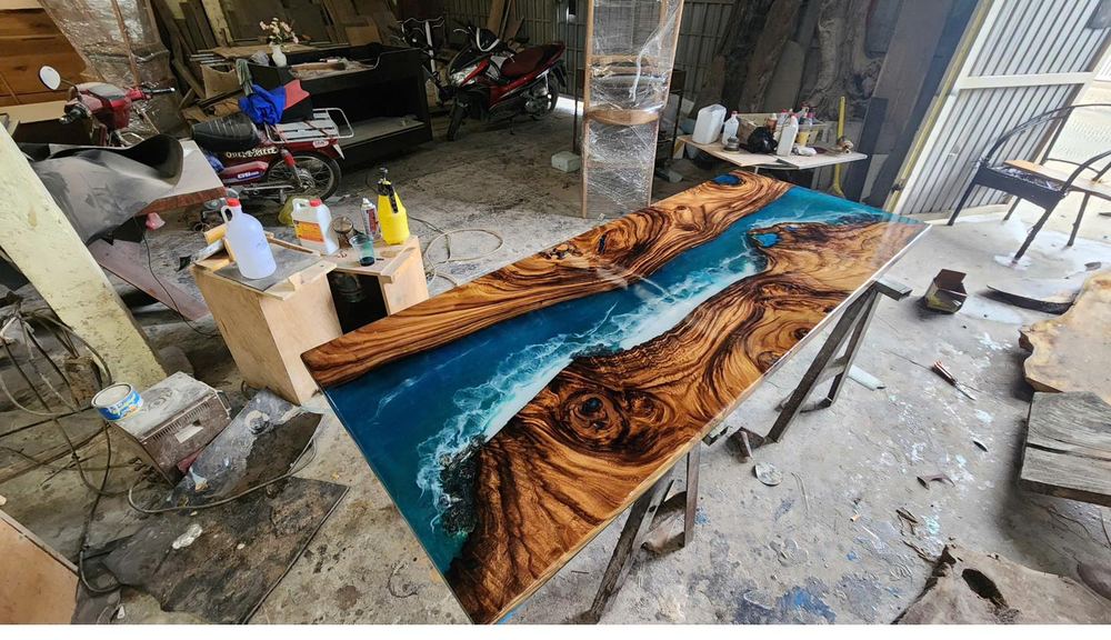 Epoxy furniture reference 5