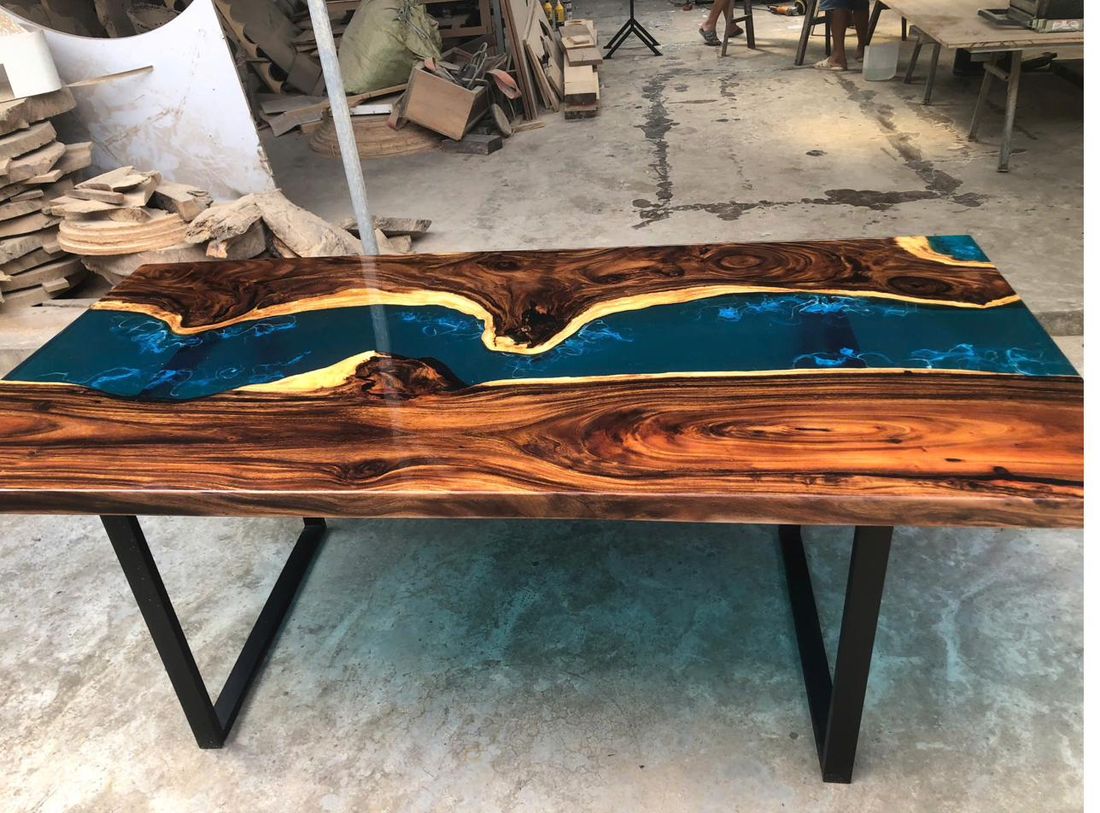 Epoxy furniture reference 6