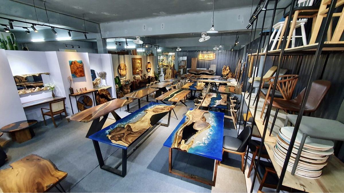 Epoxy showroom and samples