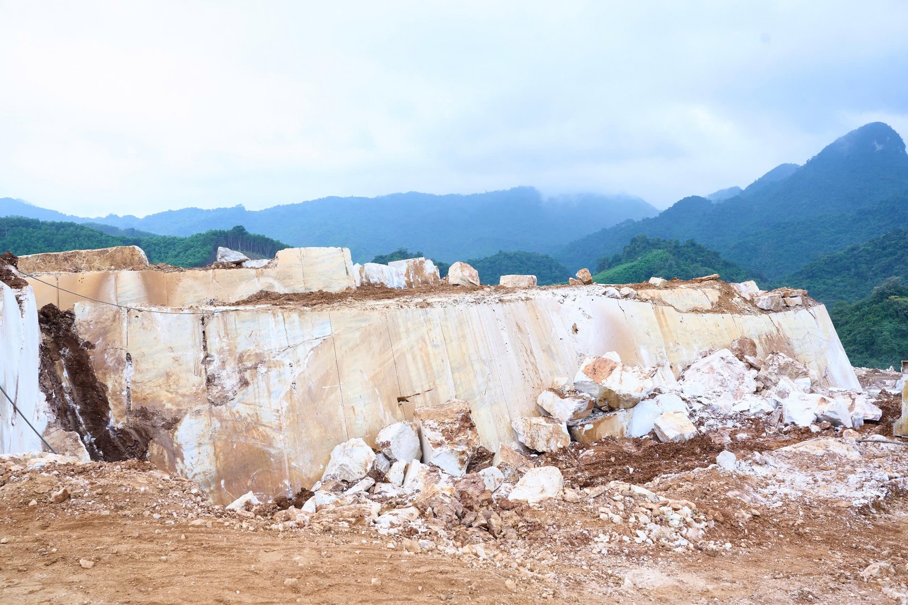 BAT STONE natural stone products