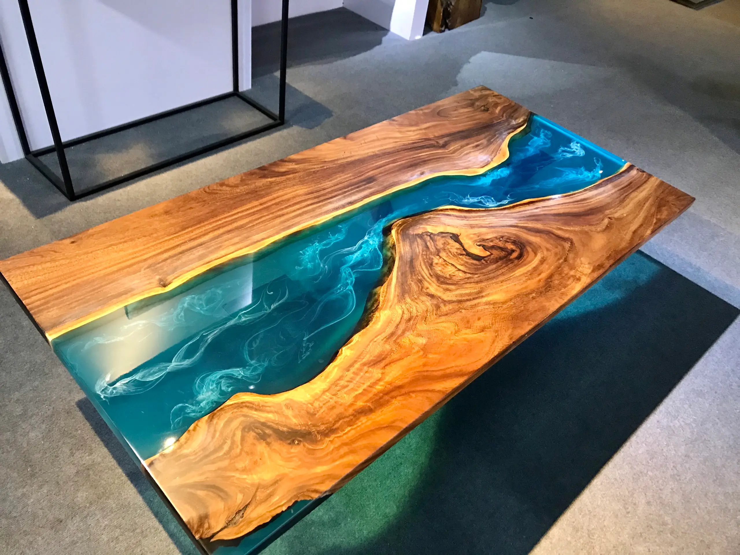Epoxy wood furniture river table